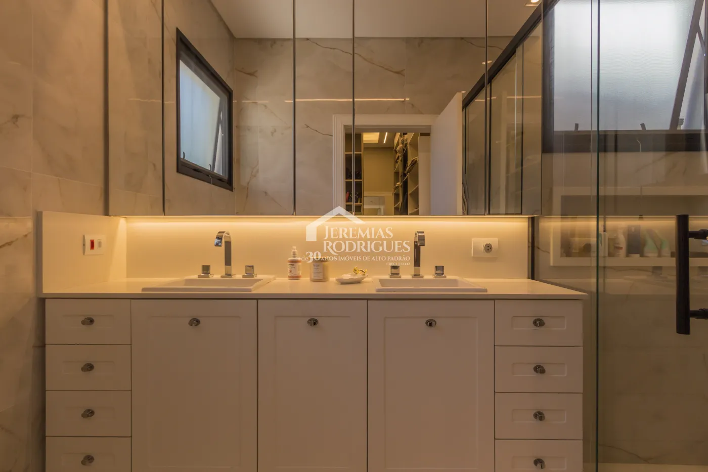 Casa à venda no Condomínio Residencial Terras de San Marco em Taubaté/SP.