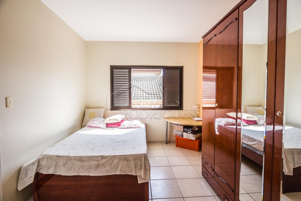 Casa para venda e locação  no Condomínio Taubaté Village em Taubaté/SP.