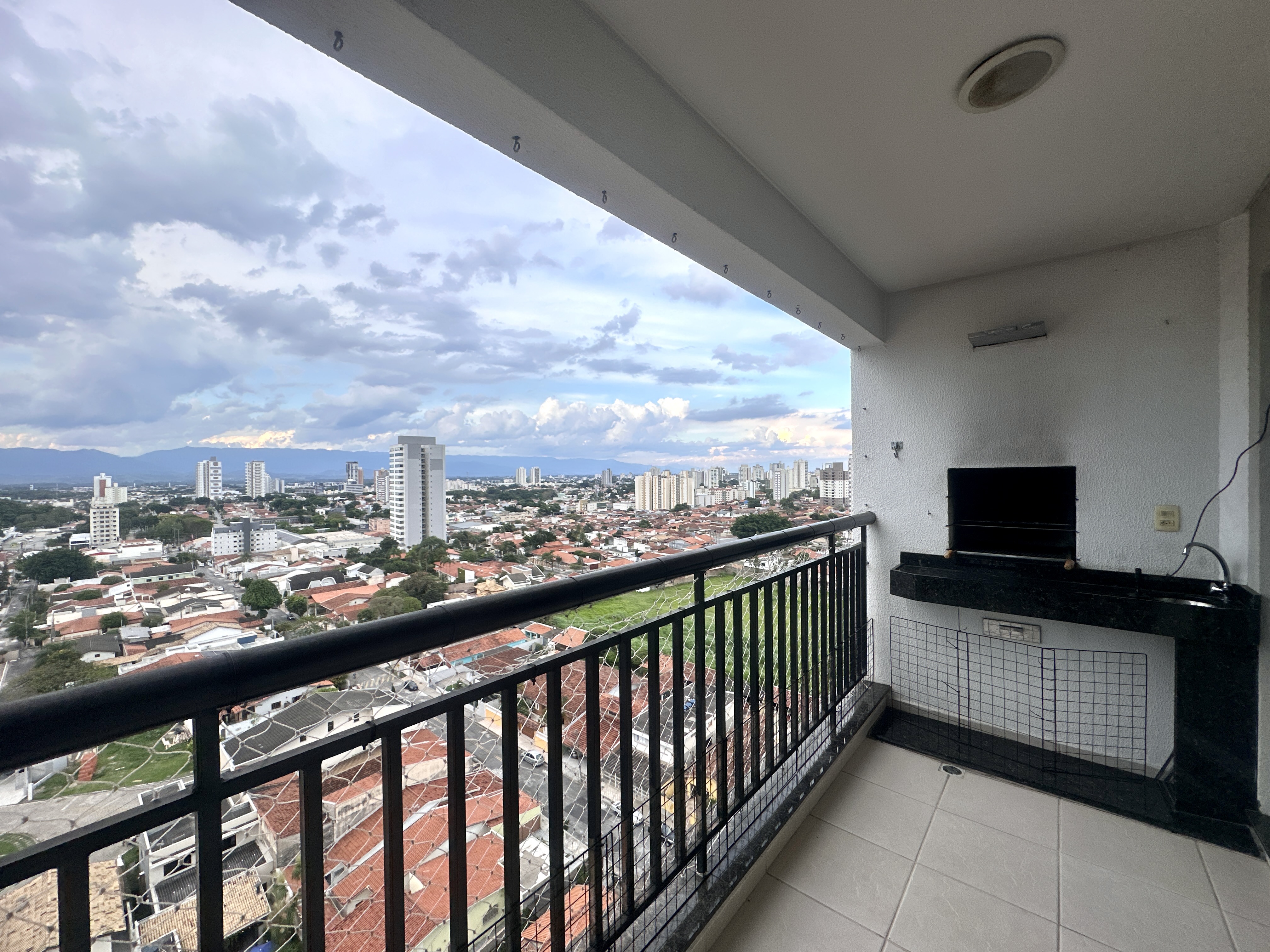 Apartamento à venda com 2 dormitórios, 82 m² no Condomínio Cyan Boulevard das Águas em Taubaté/SP.