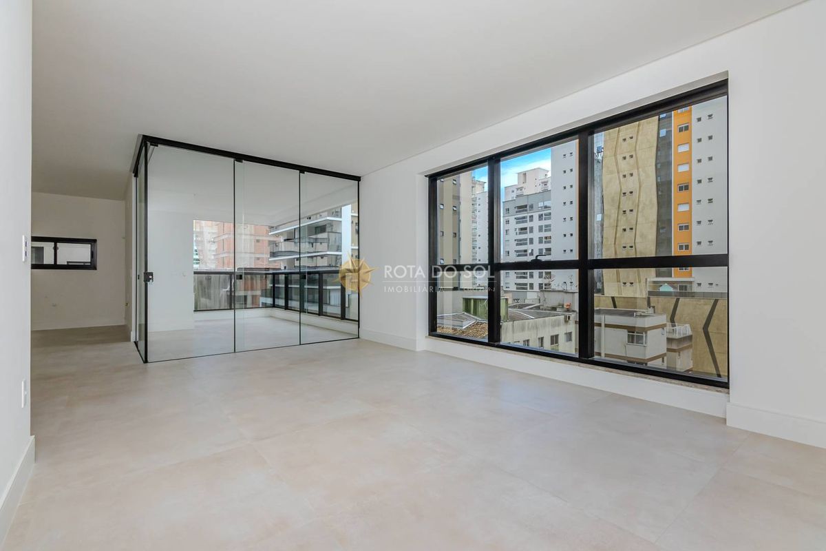 Fiori Del Mare Apartamento 3 Suítes e 2 Vagas em Meia Praia Itapema SC