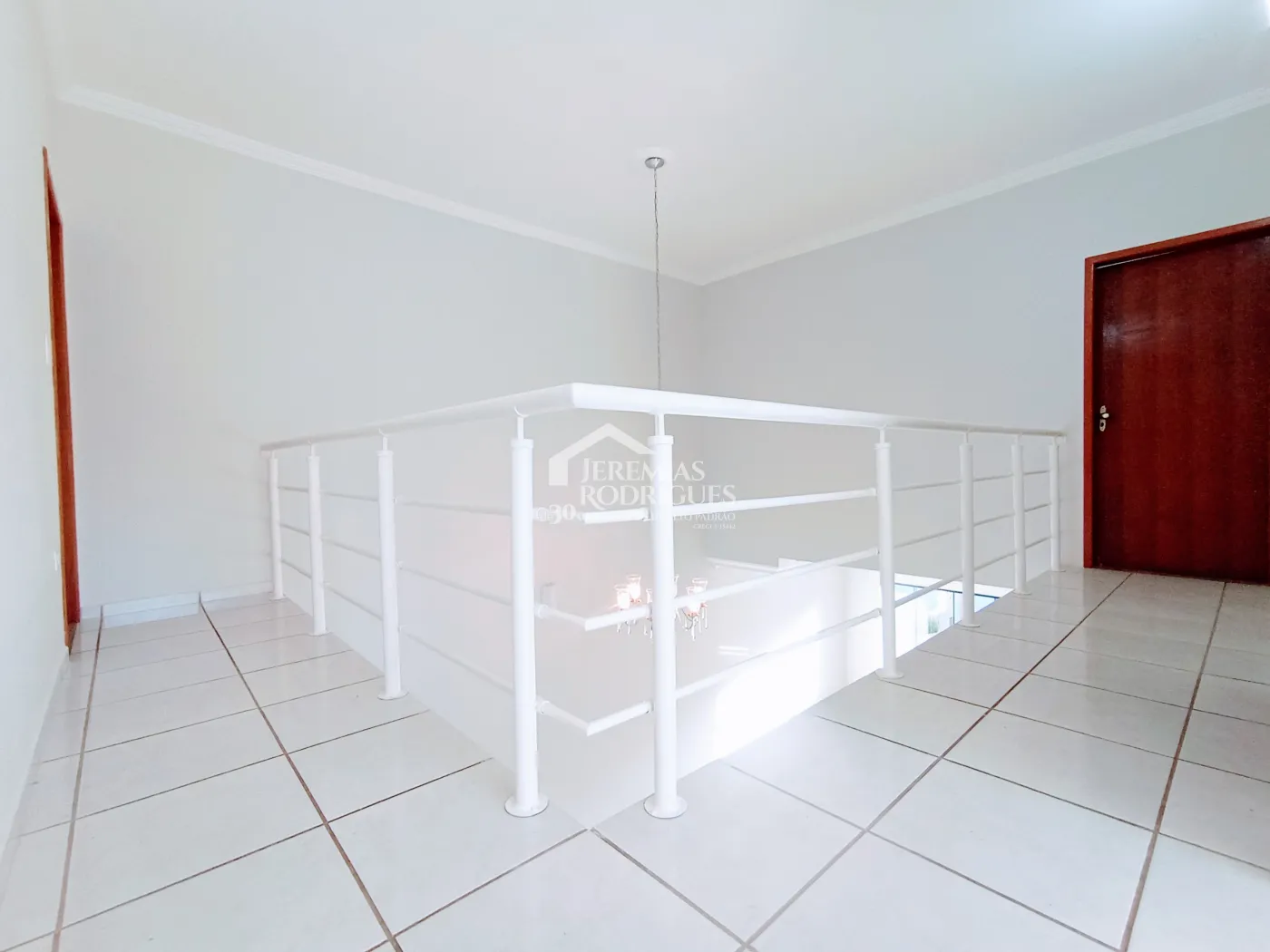 Casa para venda e locação com 4 dormitórios no Condomínio Campos do Conde I em Tremembé/SP