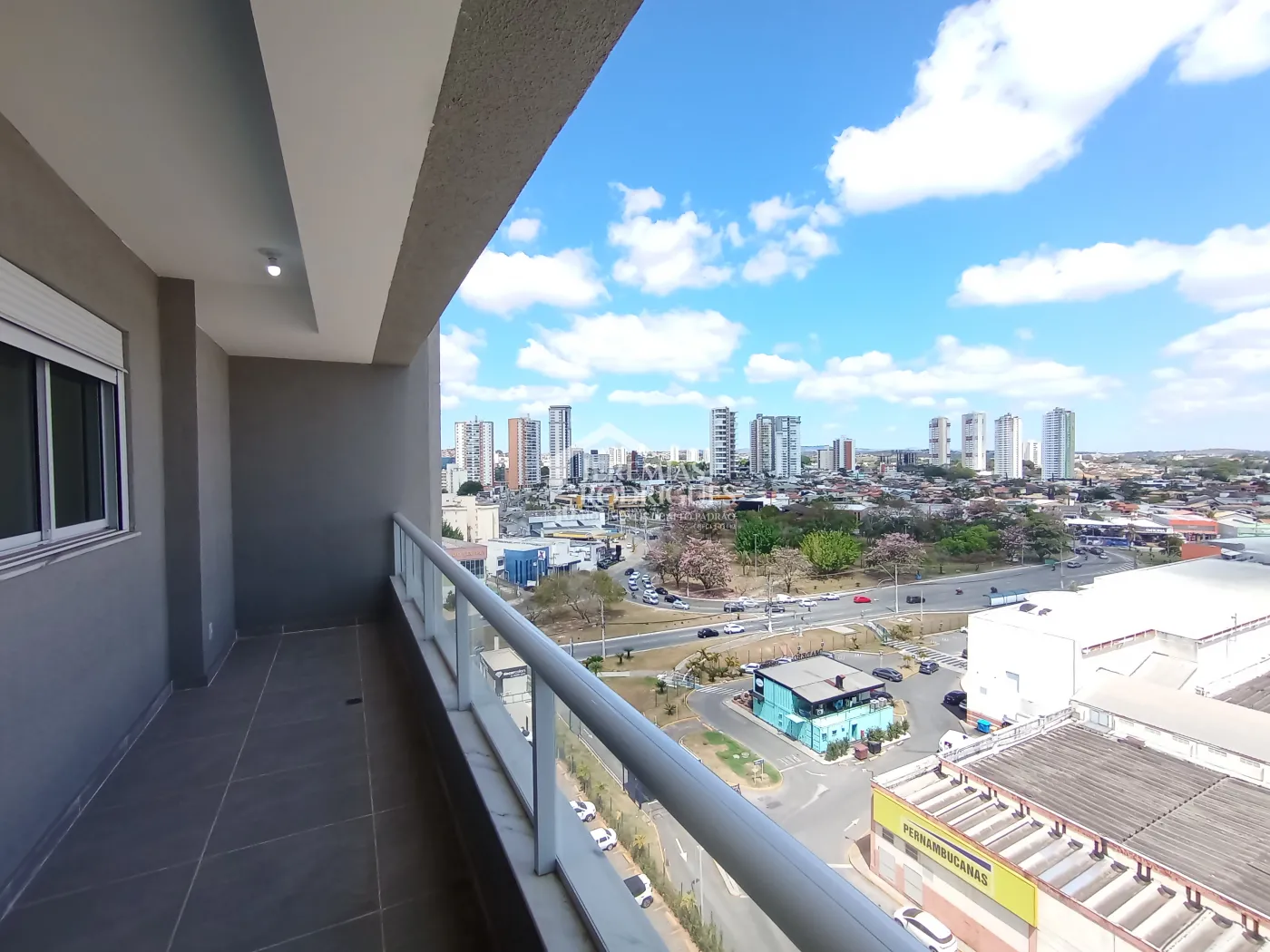 Apartamento à venda com 3 dormitórios, 119 m² no Edifício Residencial Elegance em Taubaté/SP.