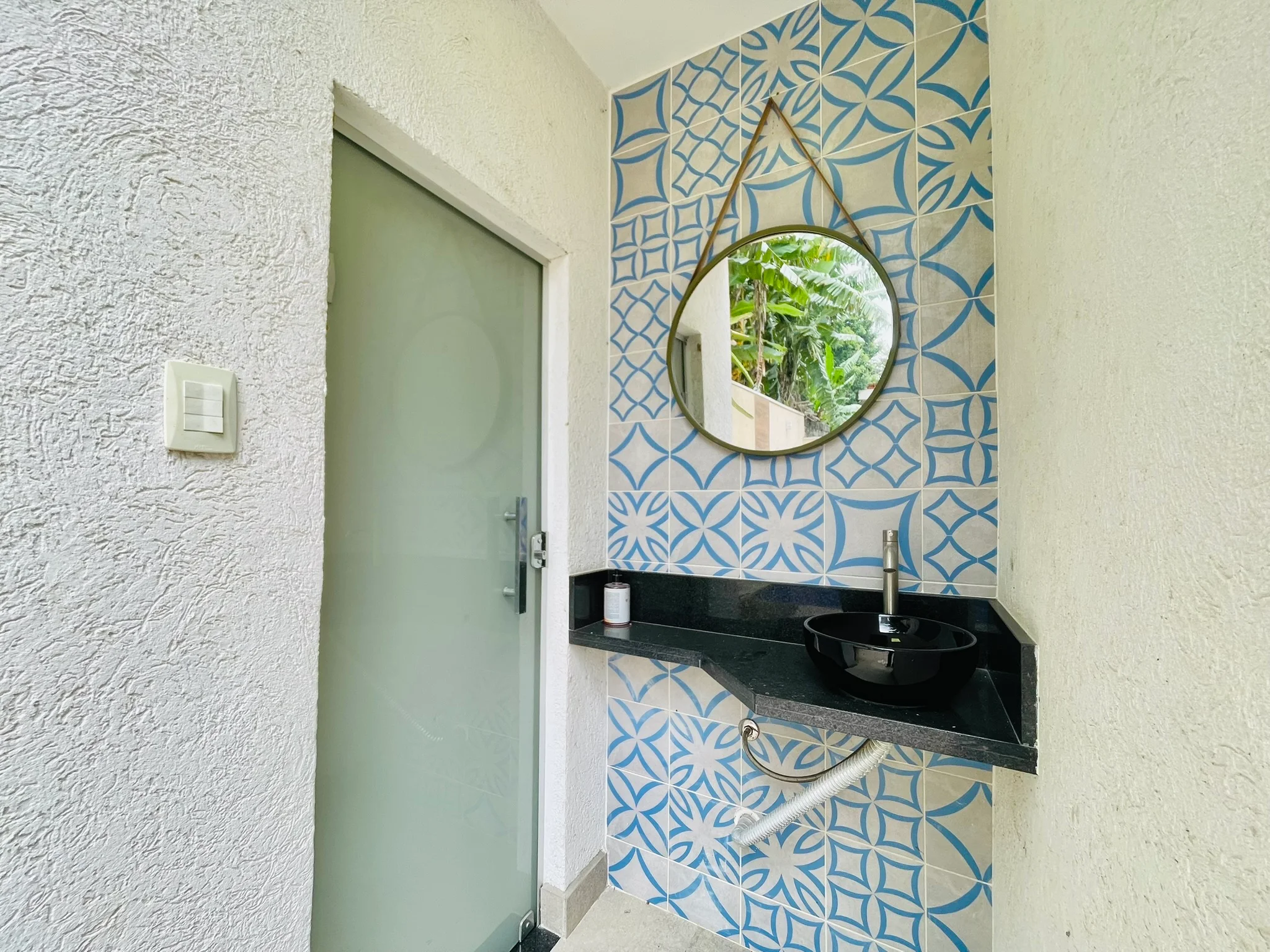 Casa à venda com 3 dormitórios no Condomínio Parque das Araucárias em Tremembé/SP. 