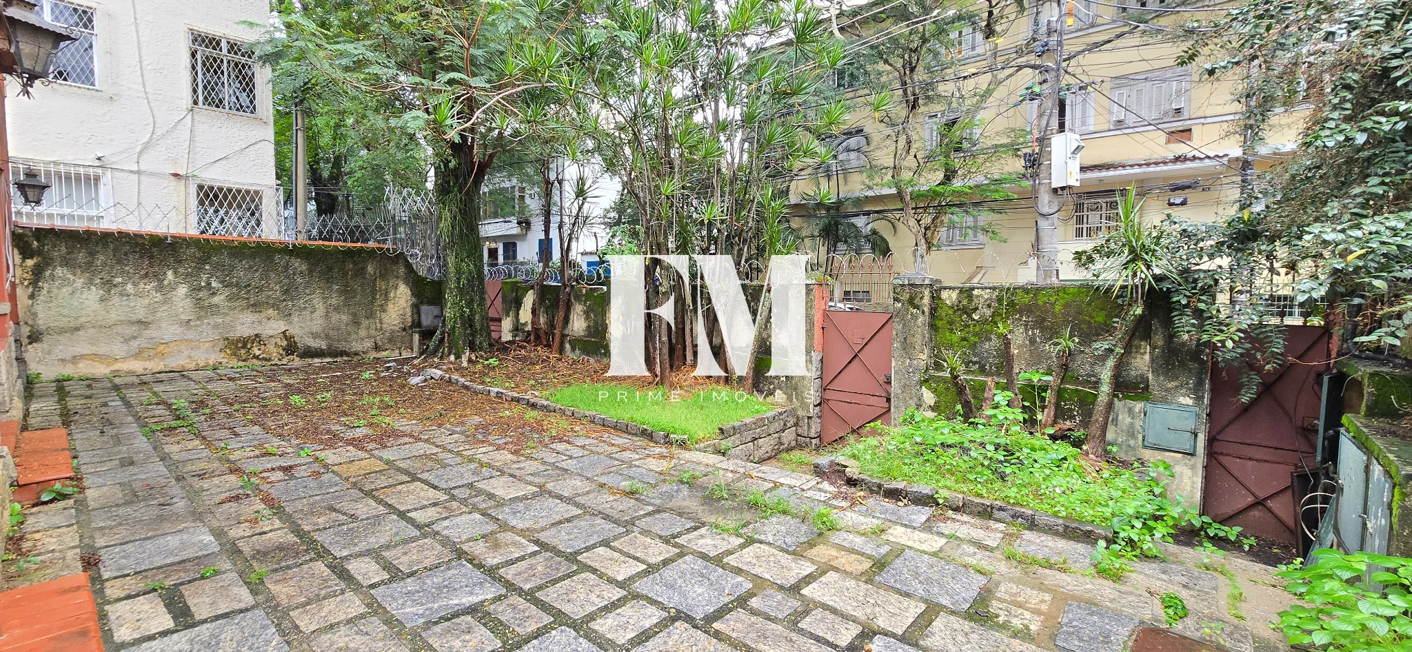 Residência Exclusiva em Centro de Terreno em Laranjeiras - foto 6