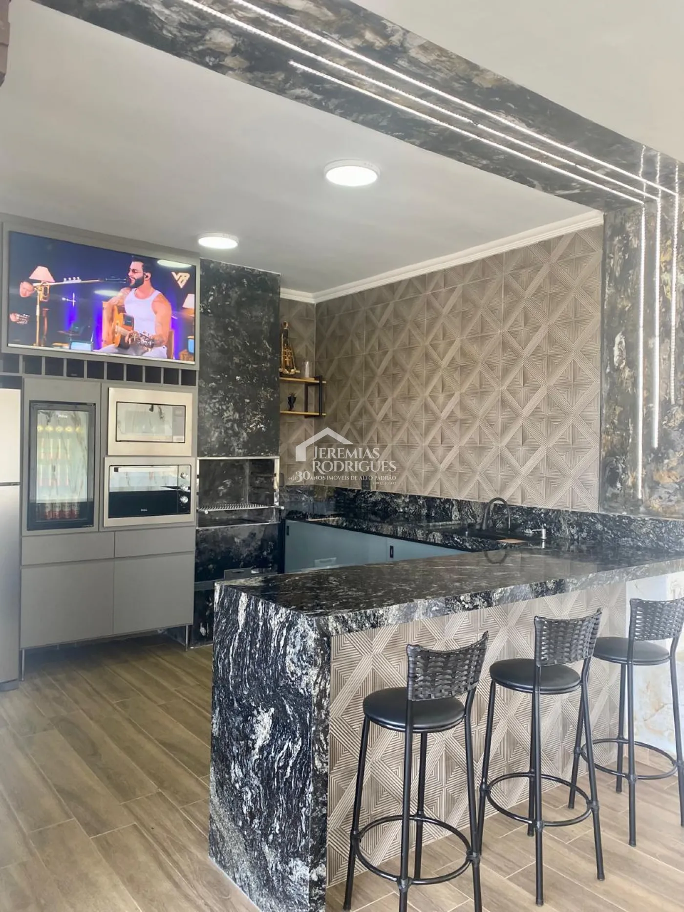 Casa à venda por R$ 1.700.000,00 - Taubaté/SP