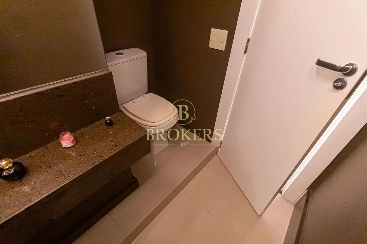 Apartamento à venda, Rua Miguel Lemos - Copacabana. Duplex modernizado, 3 quartos, sendo 1 suíte co