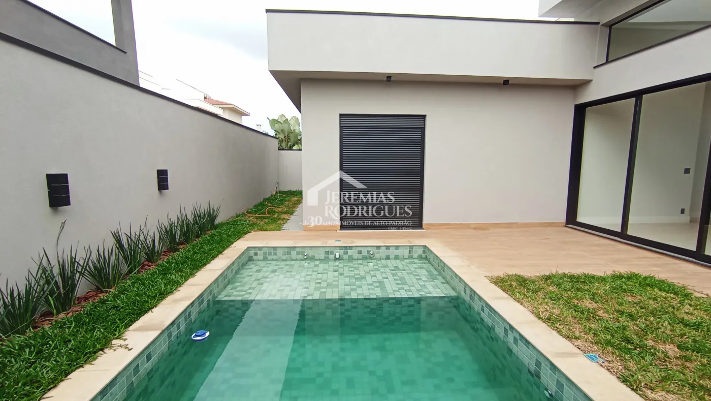 Casa à venda com 4 dormitórios no Condomínio Terras de San Marco em Taubaté/SP.