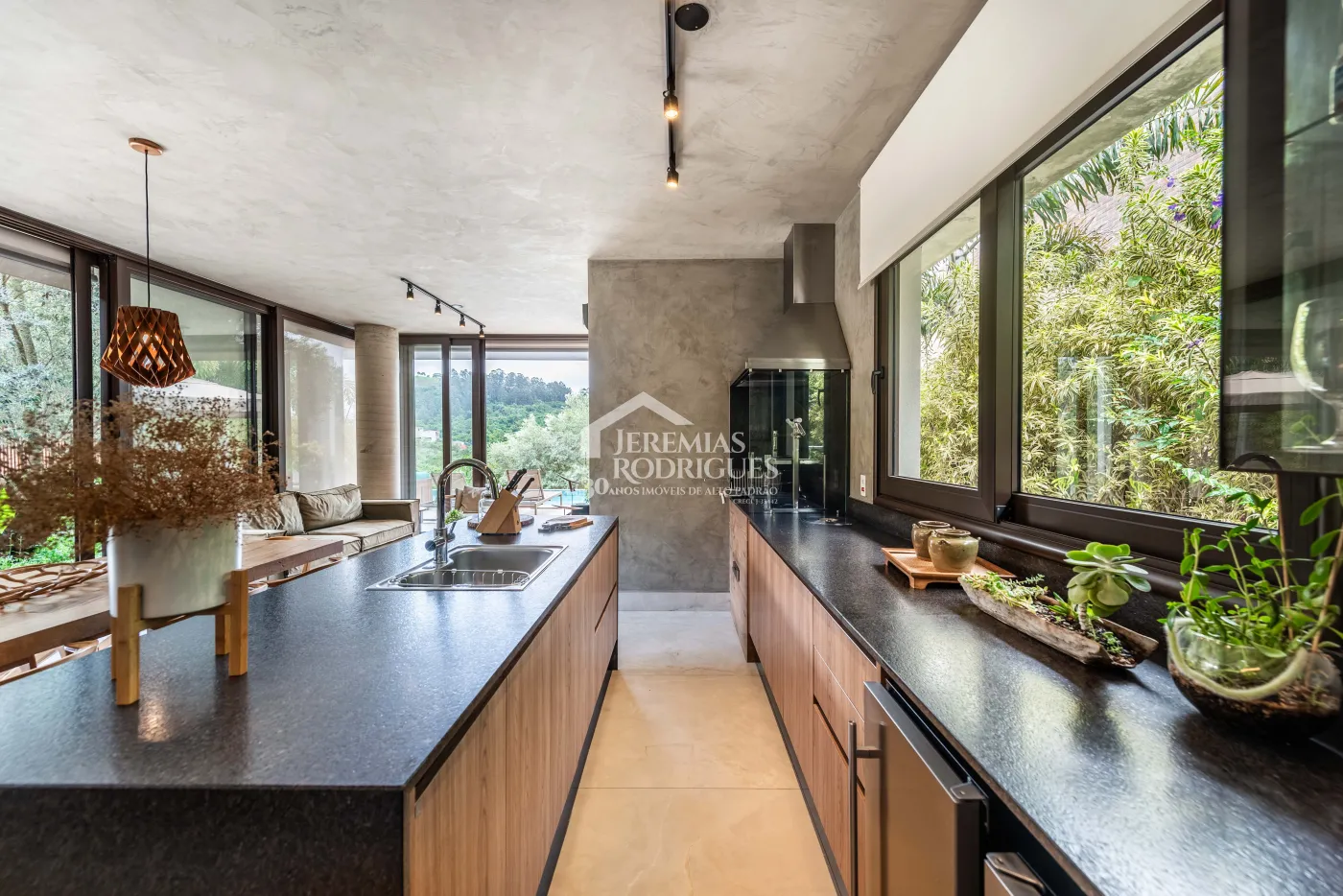 Casa para venda com 4 suítes no Condomínio Fazenda Dona Carolina em Itatiba/SP