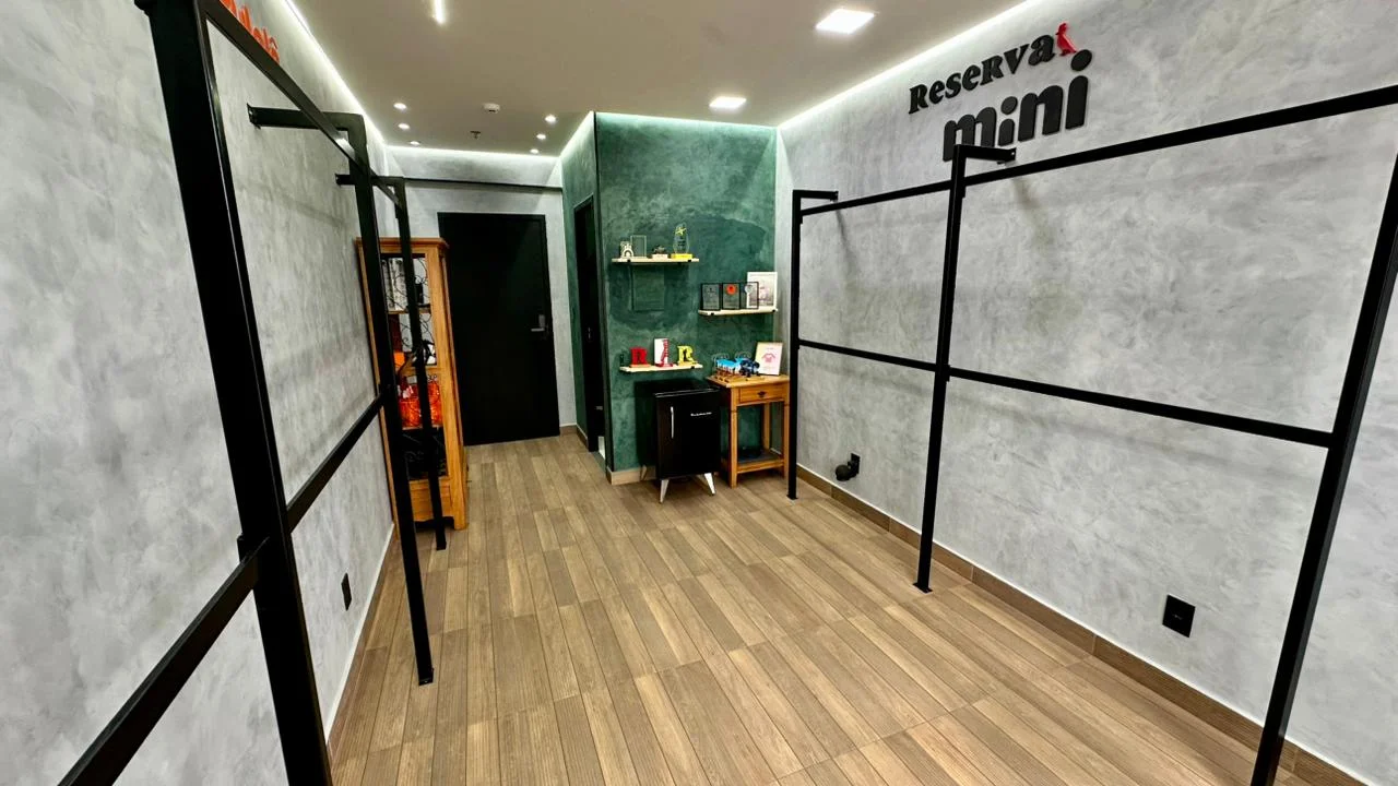 Sala comercial para locação, 29 m² no bairro Bela Vista em Pindamonhangaba/SP.