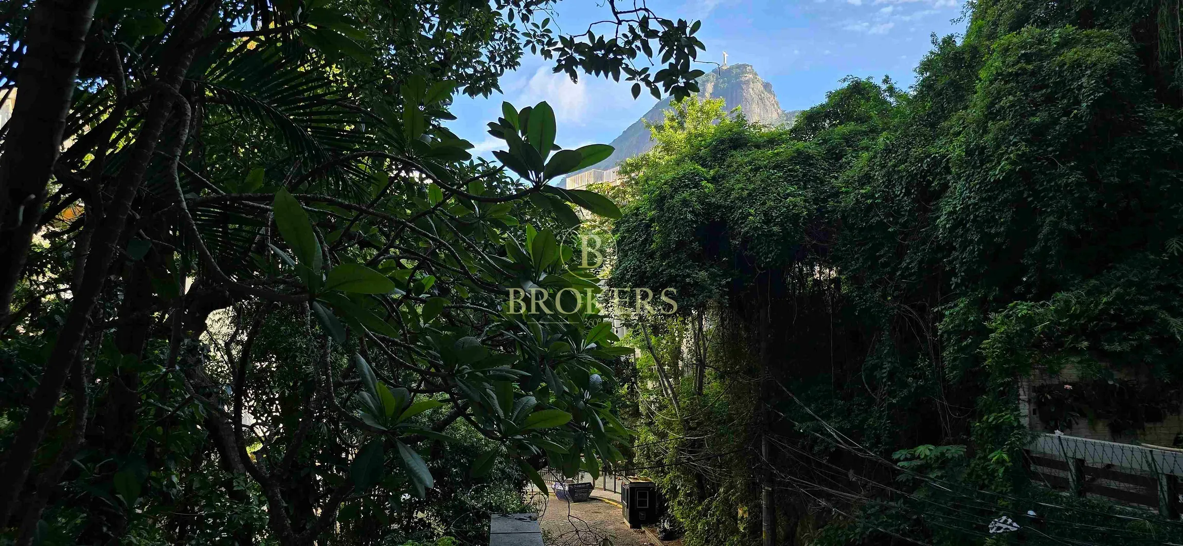 Deslumbrante Casa a venda na Rua Sacopã, Lagoa, Rio de Janeiro. — foto 47