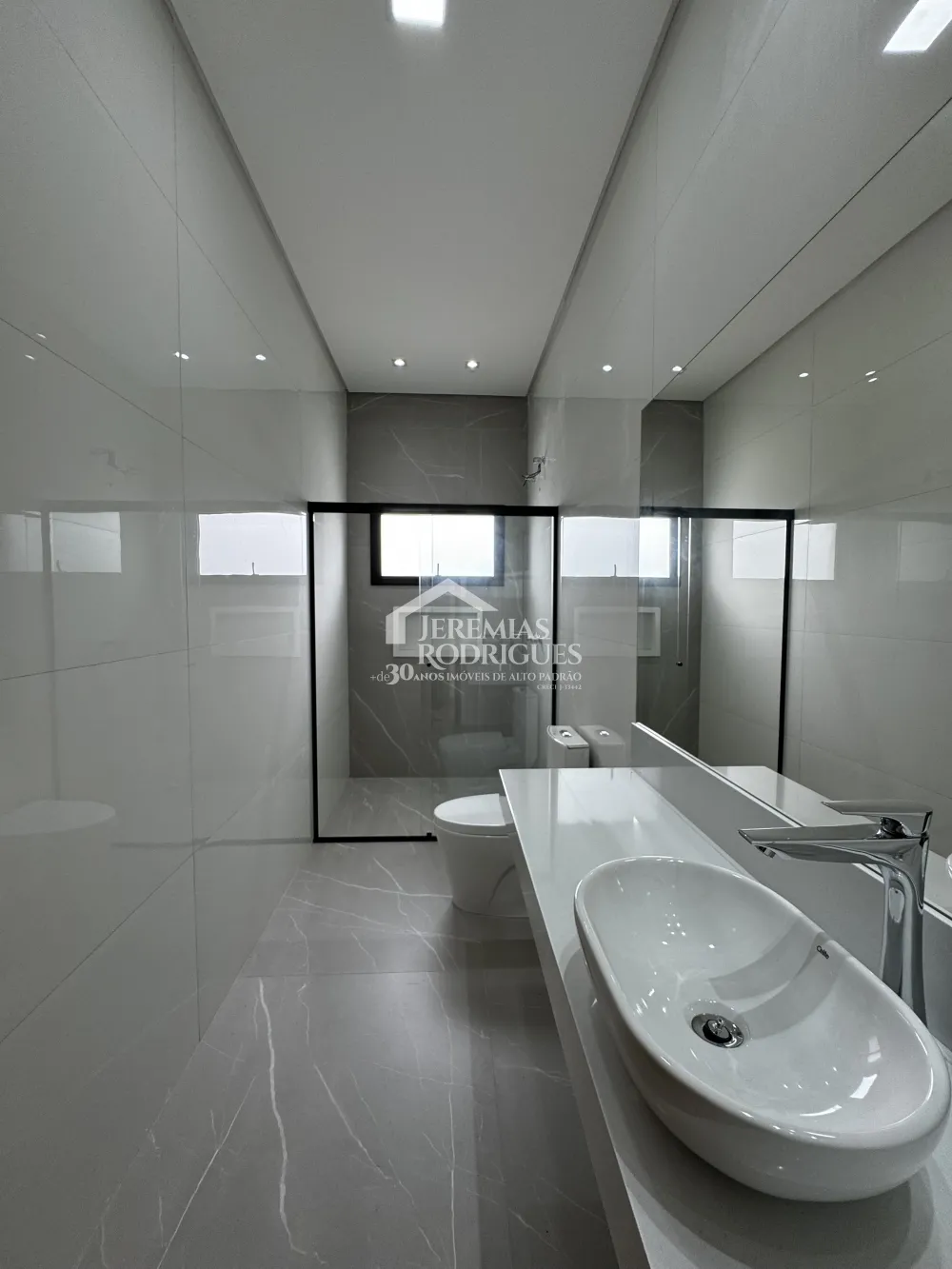 Casa com 3 dormitórios, 194 m² - Condomínio Quinta das Palmeiras - Taubaté/SP.