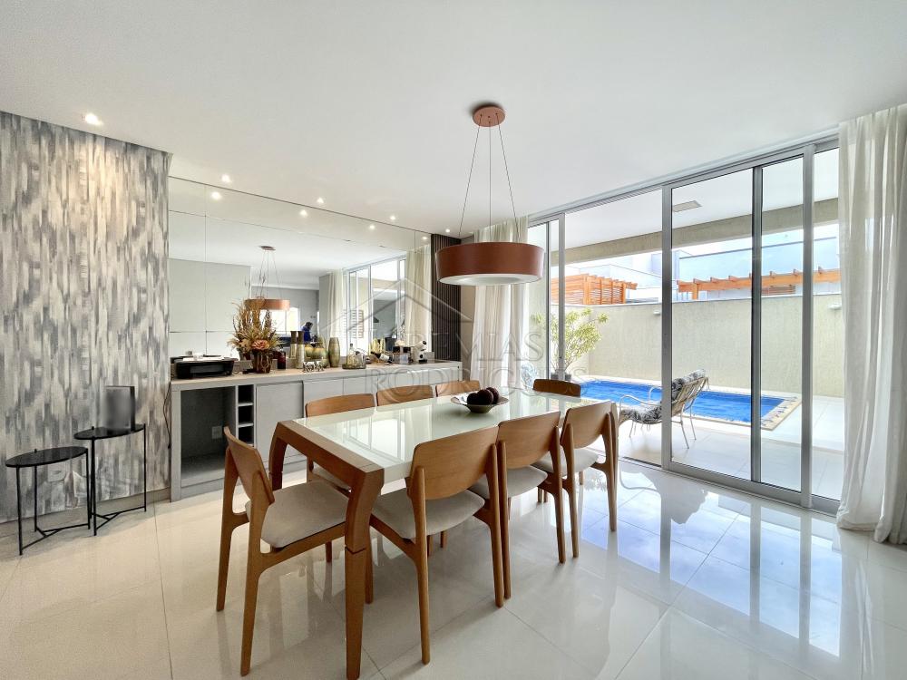 Casa à venda no Condomínio Ouro Ville em Taubaté/SP. — foto 1