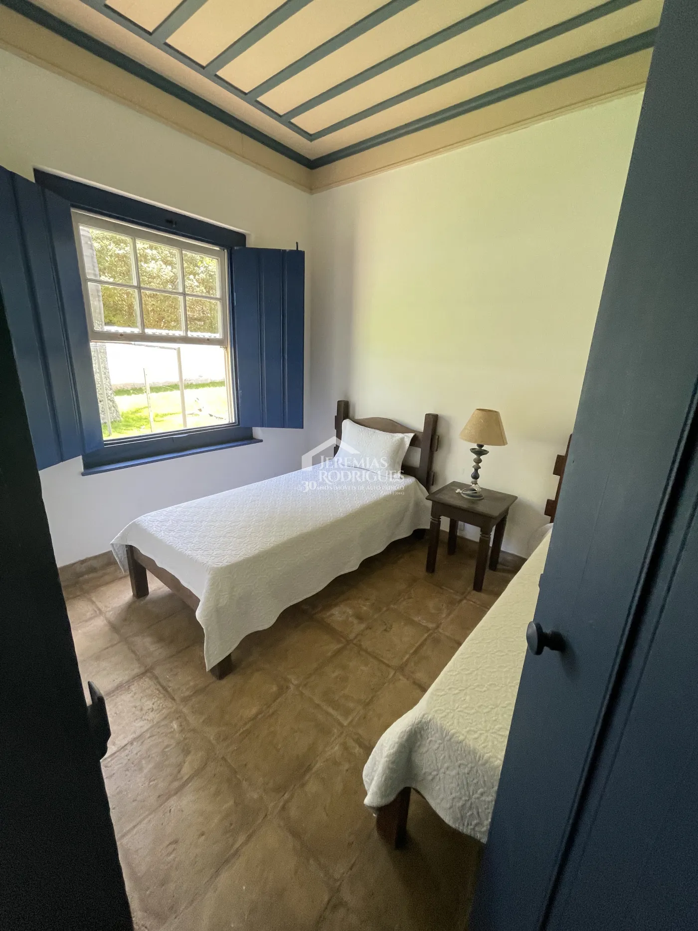 Fazenda com 12 dormitórios - Taubaté/SP