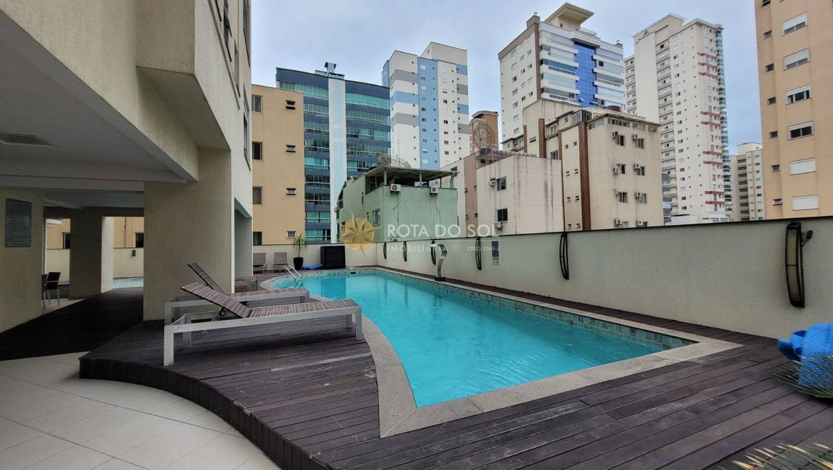Imperial Palace Apartamento 5 Suítes Meia Praia Itapema SC — foto 57