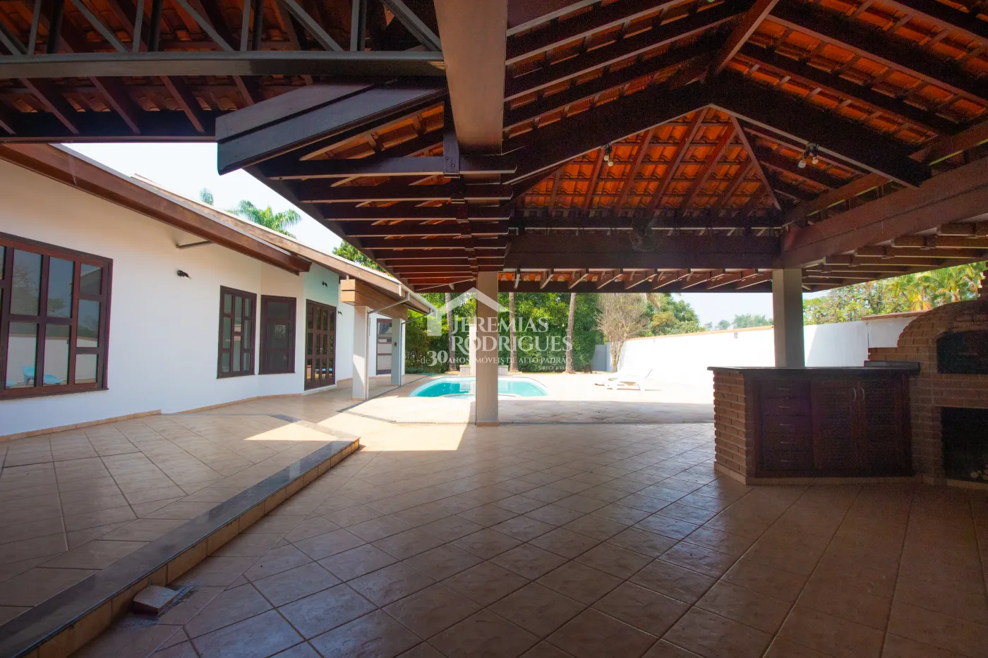 Casa com 4 suítes, 576 m² - Condomínio Village Paineiras - Pindamonhangaba/SP