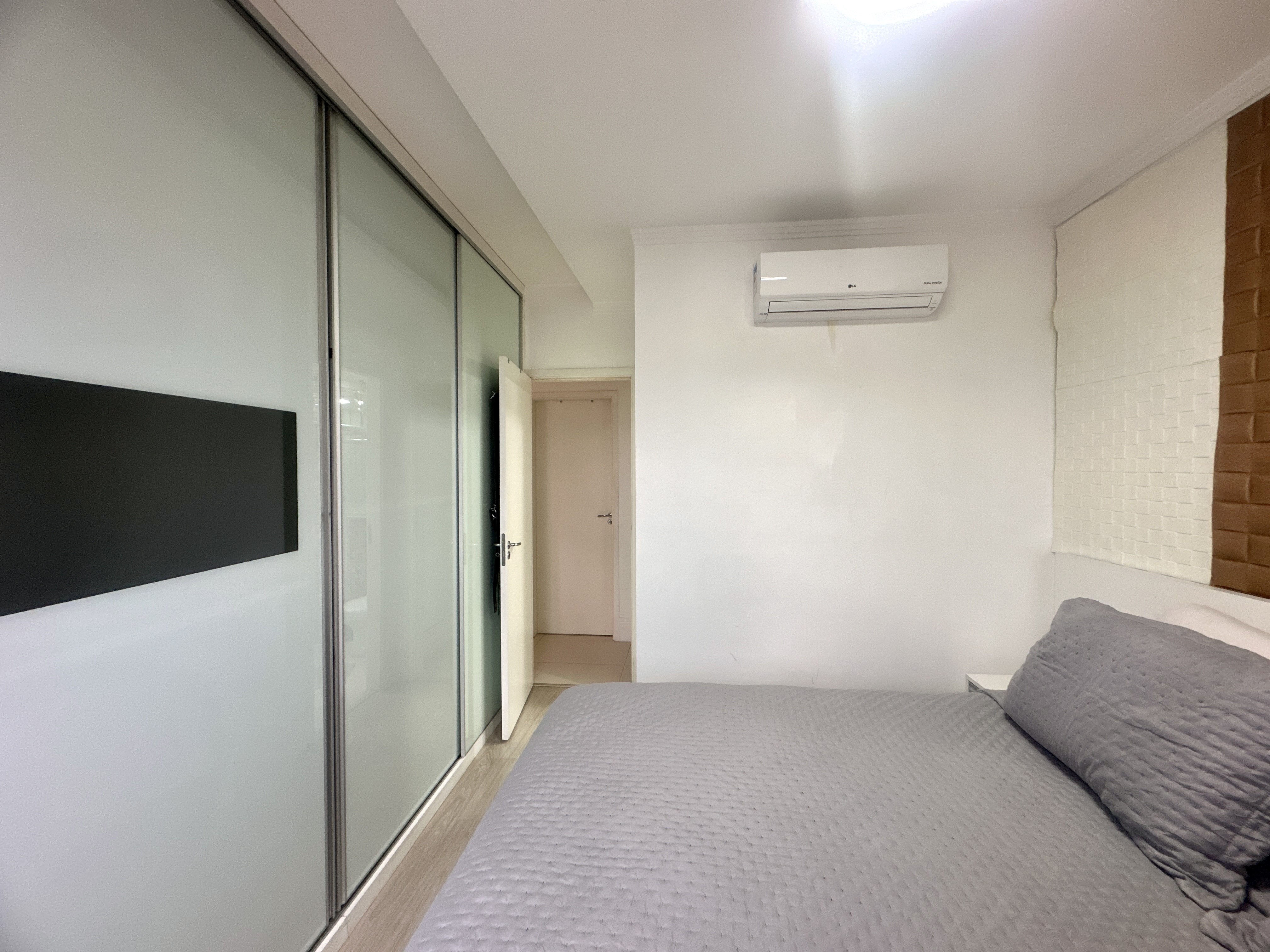 Apartamento à venda com 2 dormitórios, 82 m² no Condomínio Cyan Boulevard das Águas em Taubaté/SP.