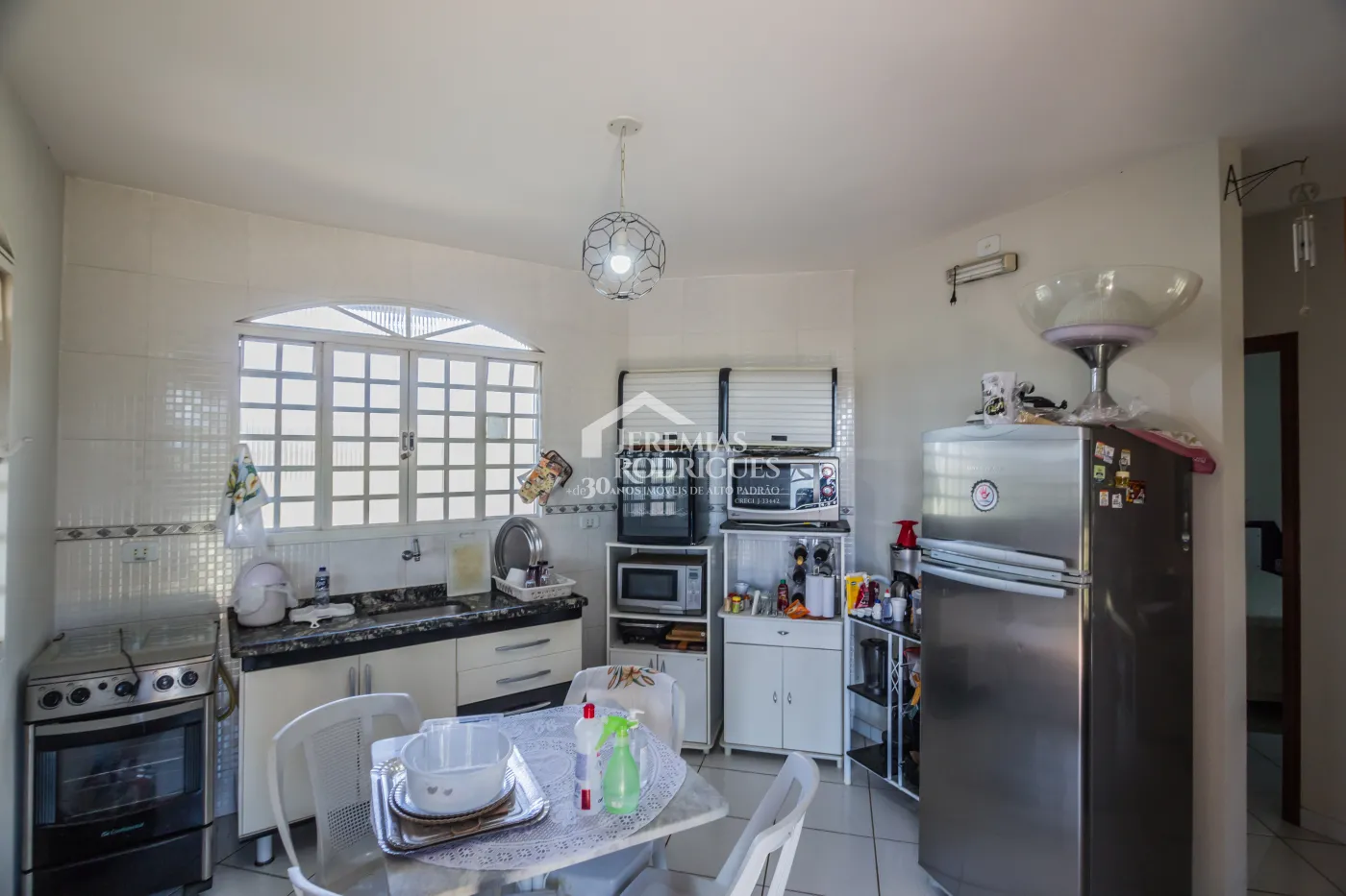 Casa com 2 dormitórios, 263 m² - Condomínio Chácaras Cataguá - Taubaté/SP