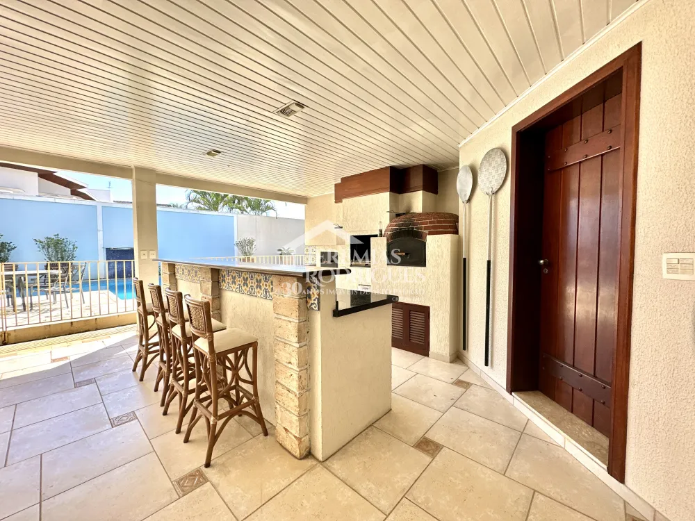 Casa com 4 quartos, 617 m² - Condomínio Taubaté Village - Taubaté/SP