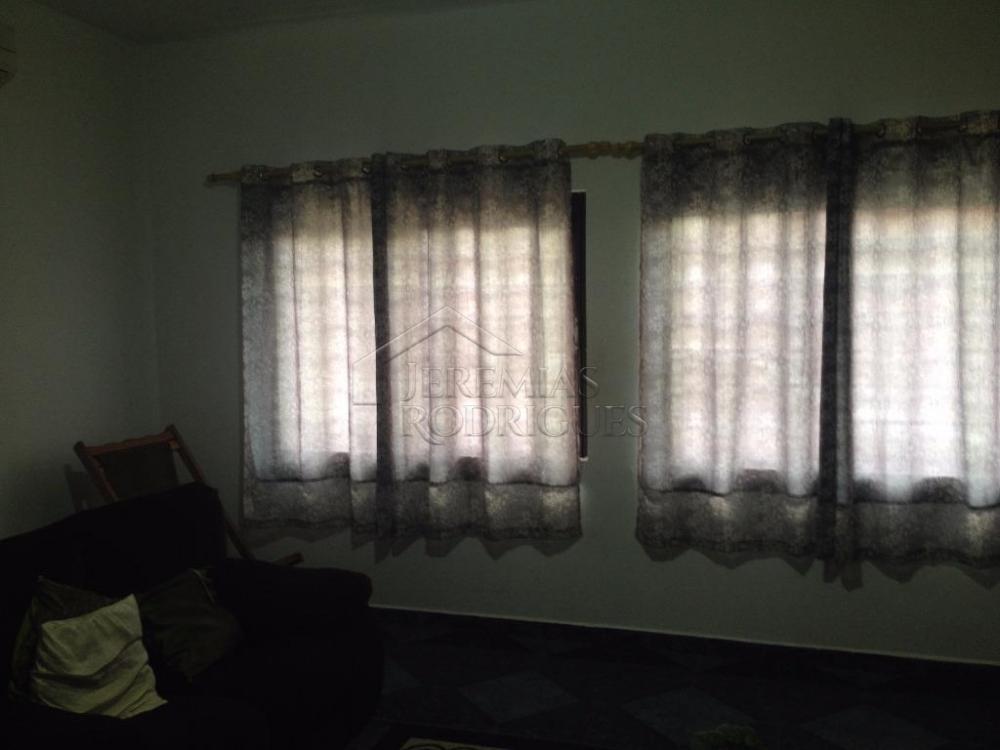 Casa à venda por R$ 1.000.000,00 - Pindamonhangaba/SP