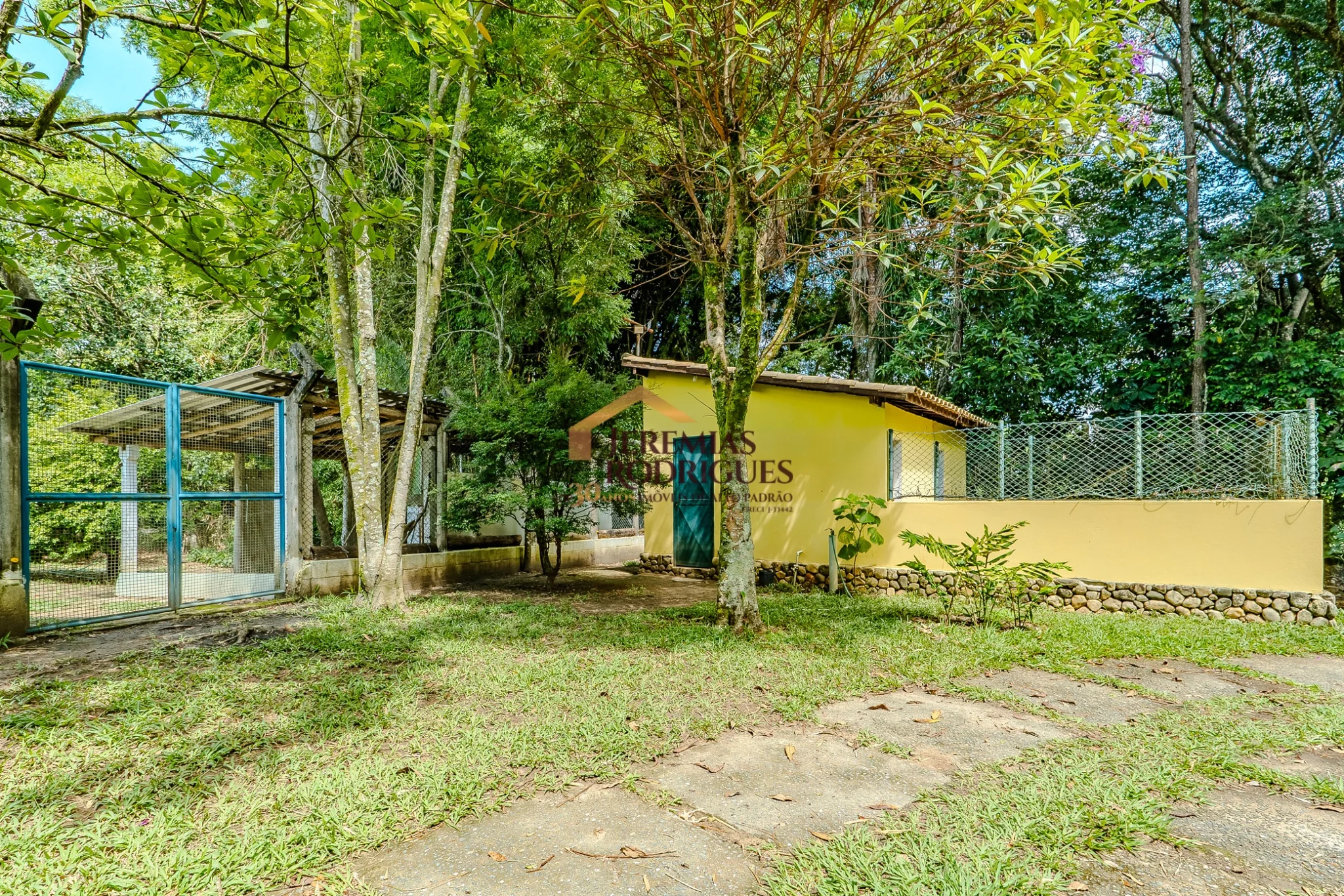 Sítio á venda próximo do Centro em Guaratinguetá/SP. — foto 27
