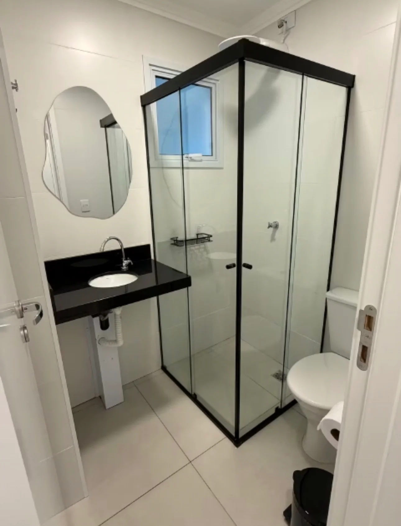 Apartamento à venda com 2 suítes no Condomínio Cian em Ubatuba/SP. 