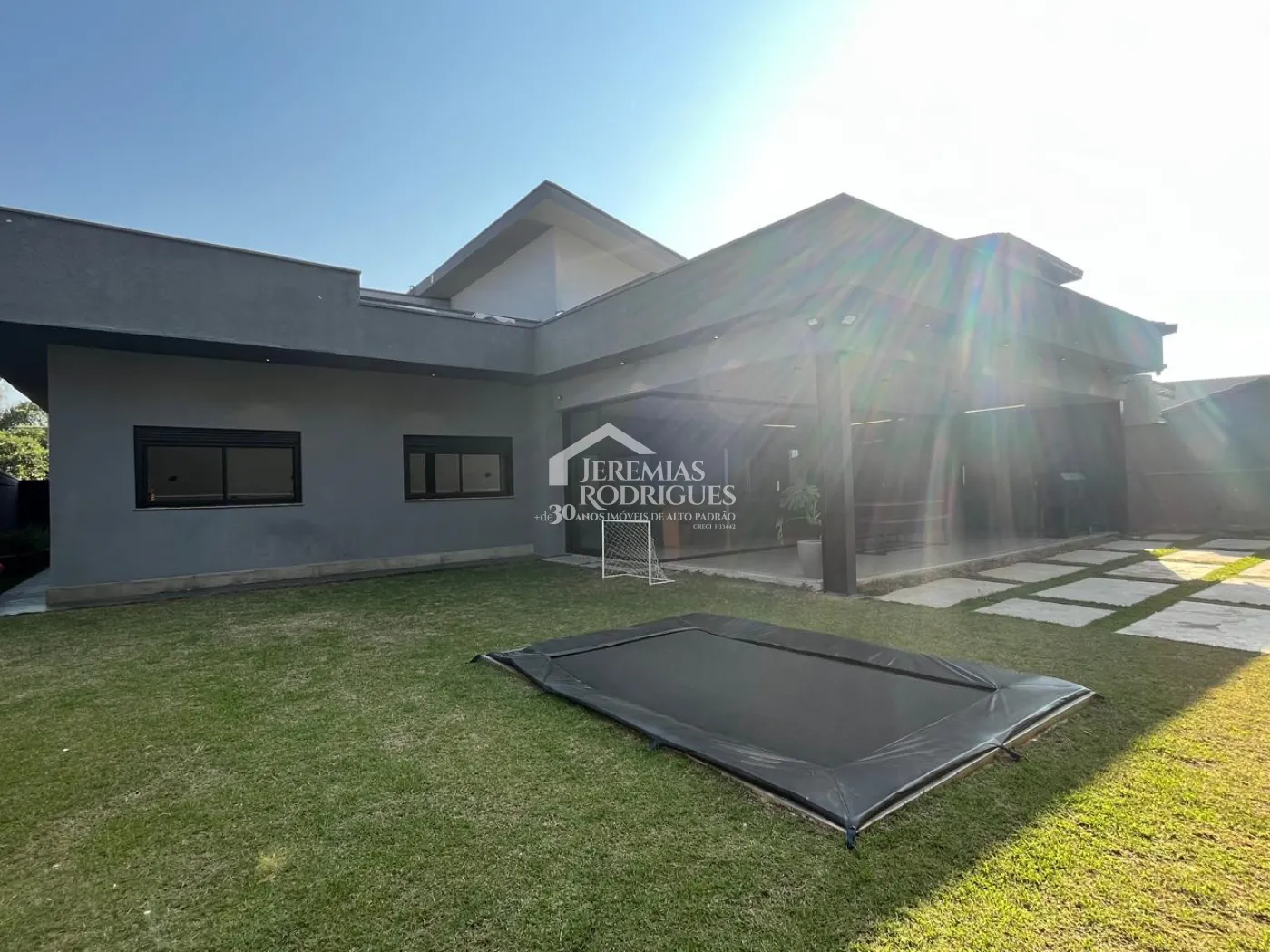 Casa com 3 dormitórios, 300 m² - Residencial Santa Helena - Caçapava/SP