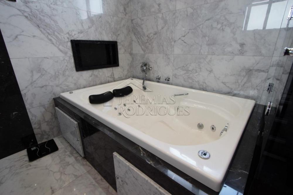 Casa à venda no Condomínio Reserva Bonsucesso em Pindamonhangaba/SP