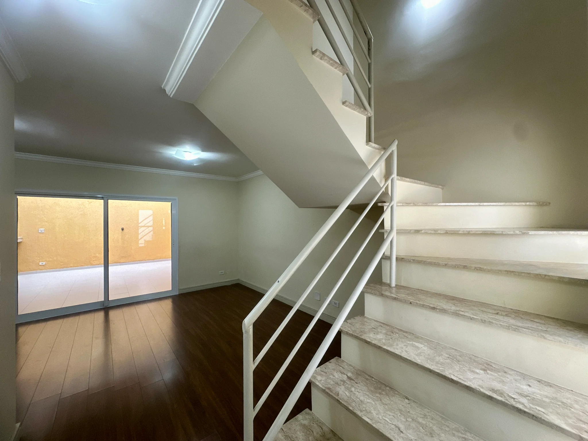 Casa com 3 dormitórios disponível para locação no Condomínio Bosque dos Pássaros em Tremembé/SP