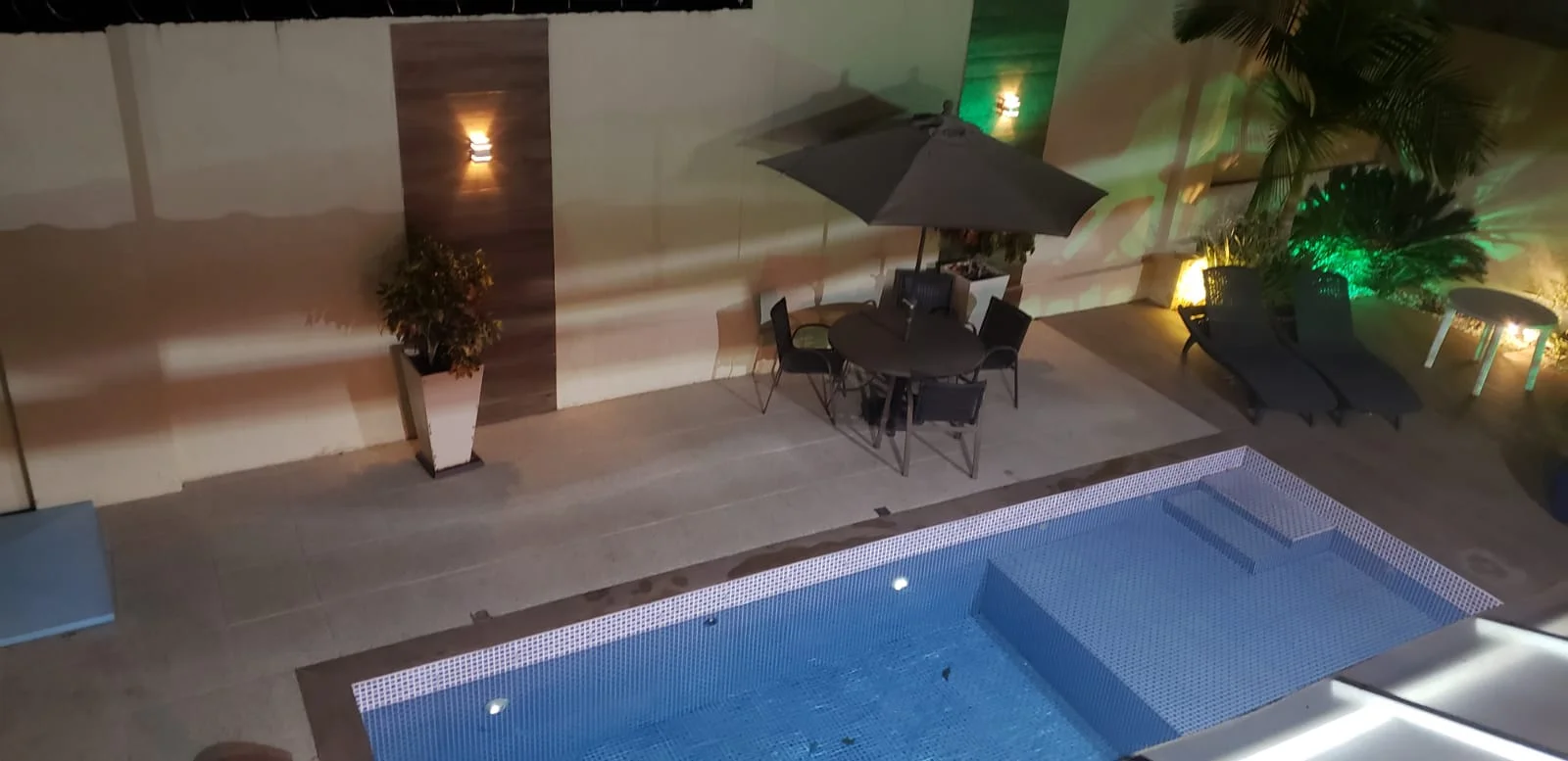 Casa para venda e locação no Condomínio Reserva dos Lagos em Pindamonhangaba/SP. 