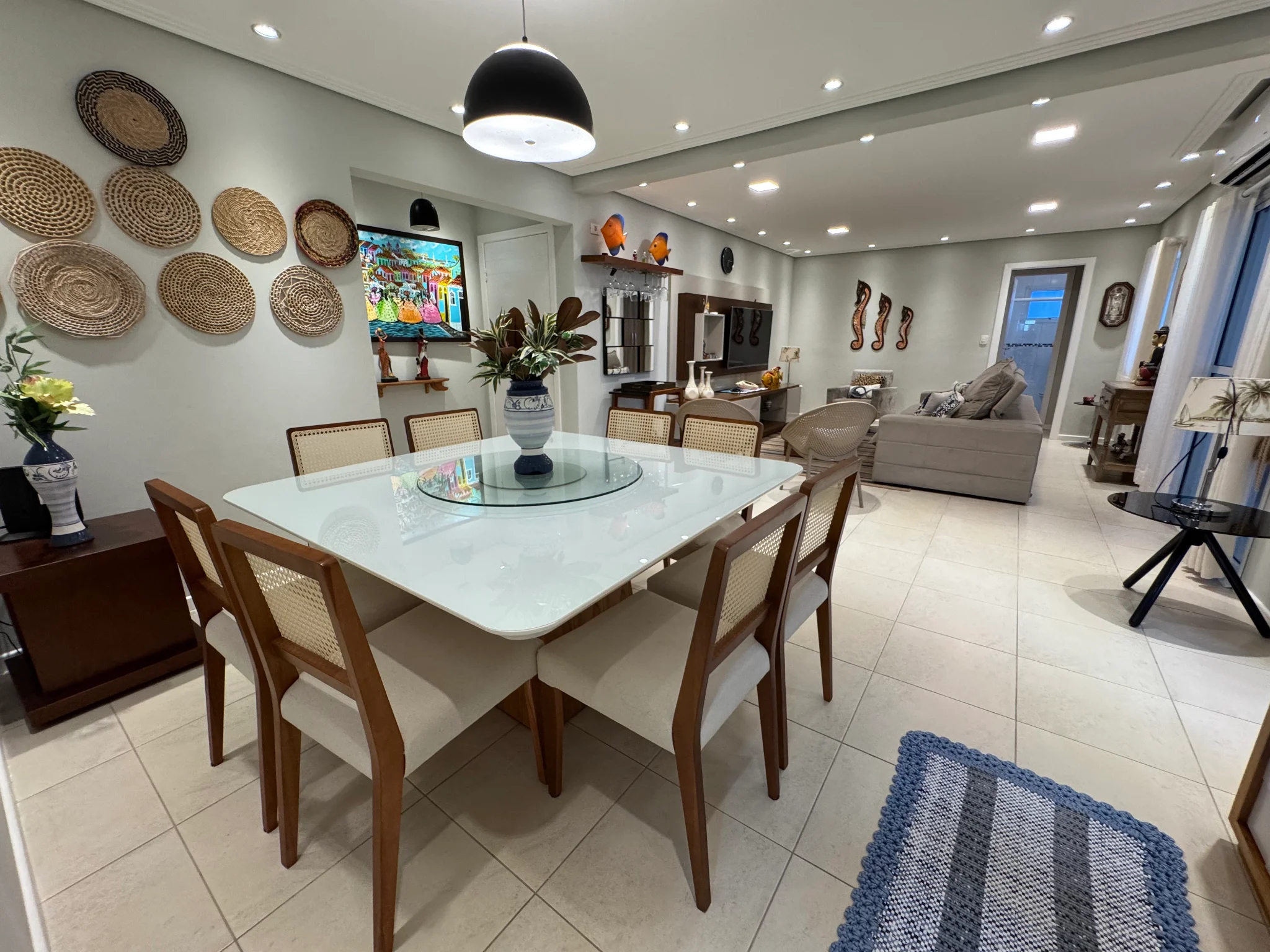 Cobertura à venda com 3 suítes no Condomínio Polignano A Maré em Ubatuba/SP.  