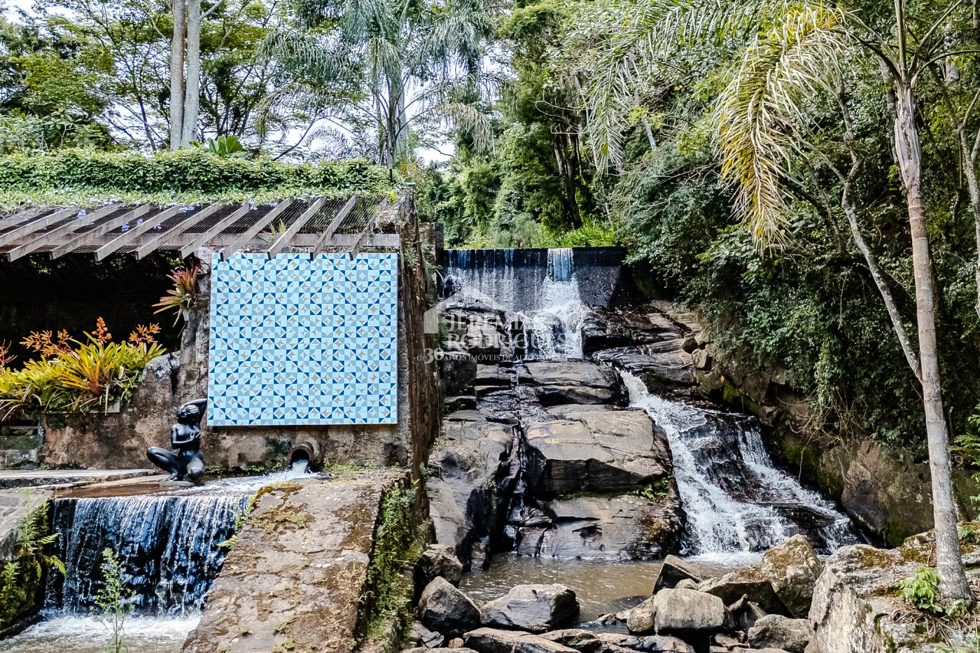 Fazenda à venda com 3.389.000,00 m² em Piraí/RJ.