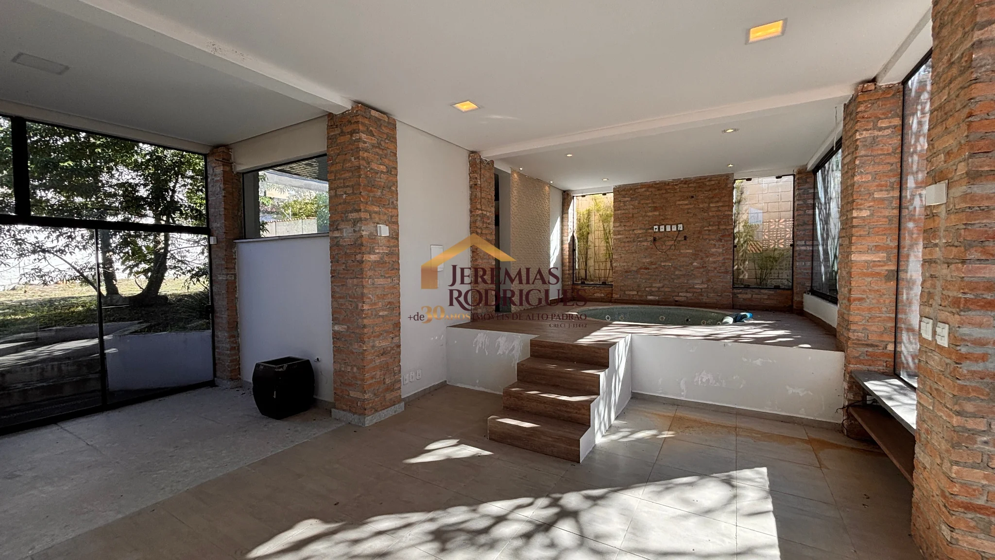 Imóvel comercial Amplo no centro de Pindamonhangaba/SP. — foto 23