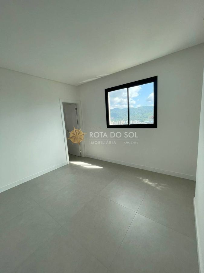 Dom Benedito Apartamento 3 Suítes à Venda Meia Praia Itapema SC