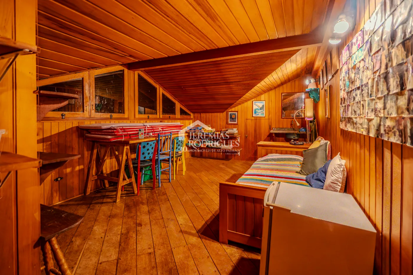 Casa de Campo à venda com 5 suítes no bairro Reinópolis em Santo Antônio do Pinhal/SP