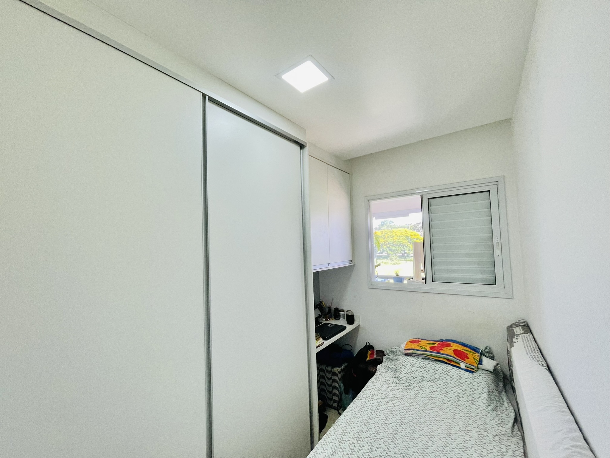 Apartamento à venda com 3 dormitórios, 82 m² no Condomínio Cyan em Taubaté/SP. 
