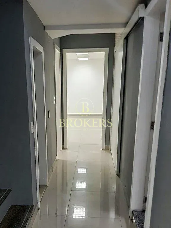 Edifício corporativo independente em localização estratégica de Laranjeiras