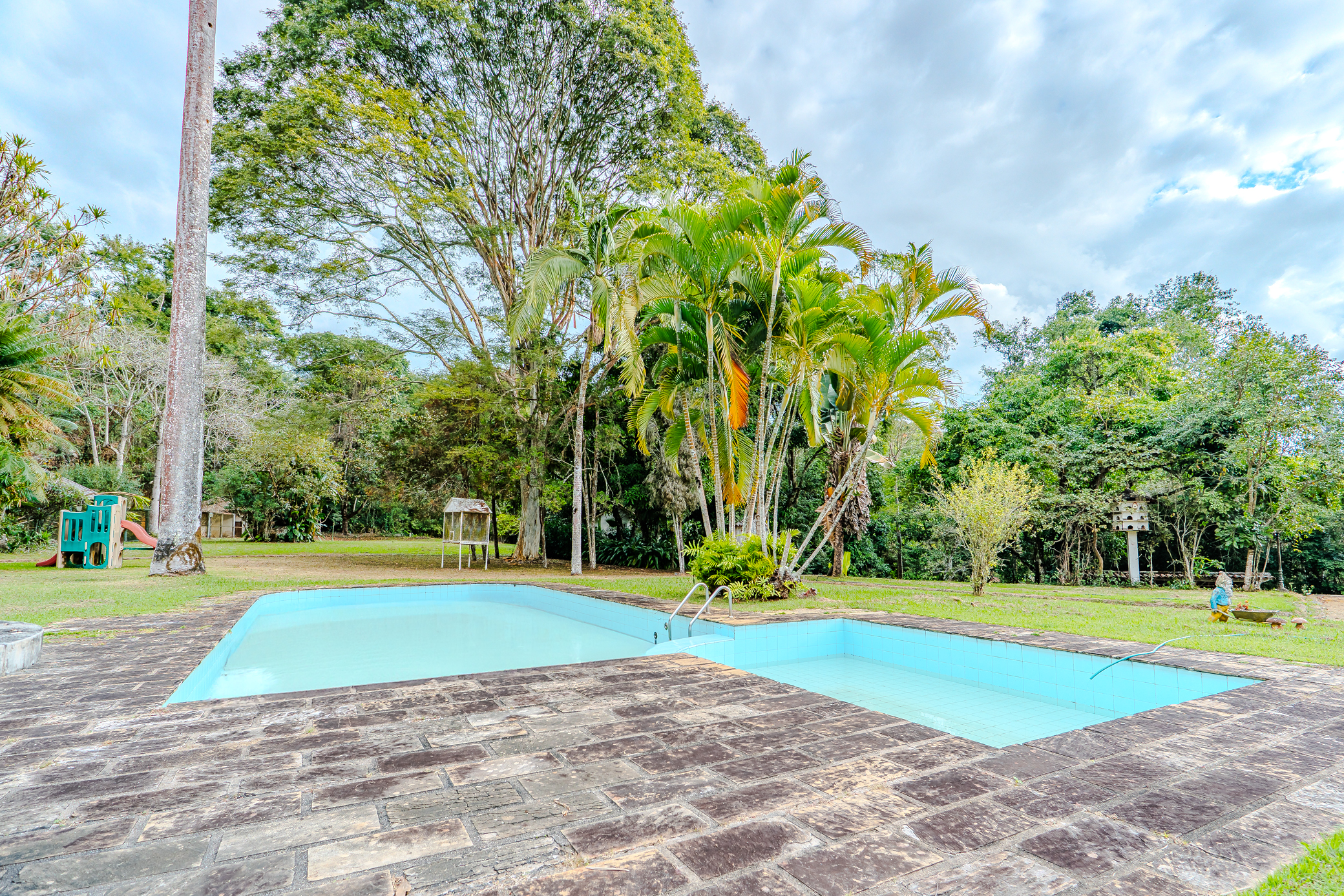 Haras à venda com 291 hectares em Arapeí/SP.