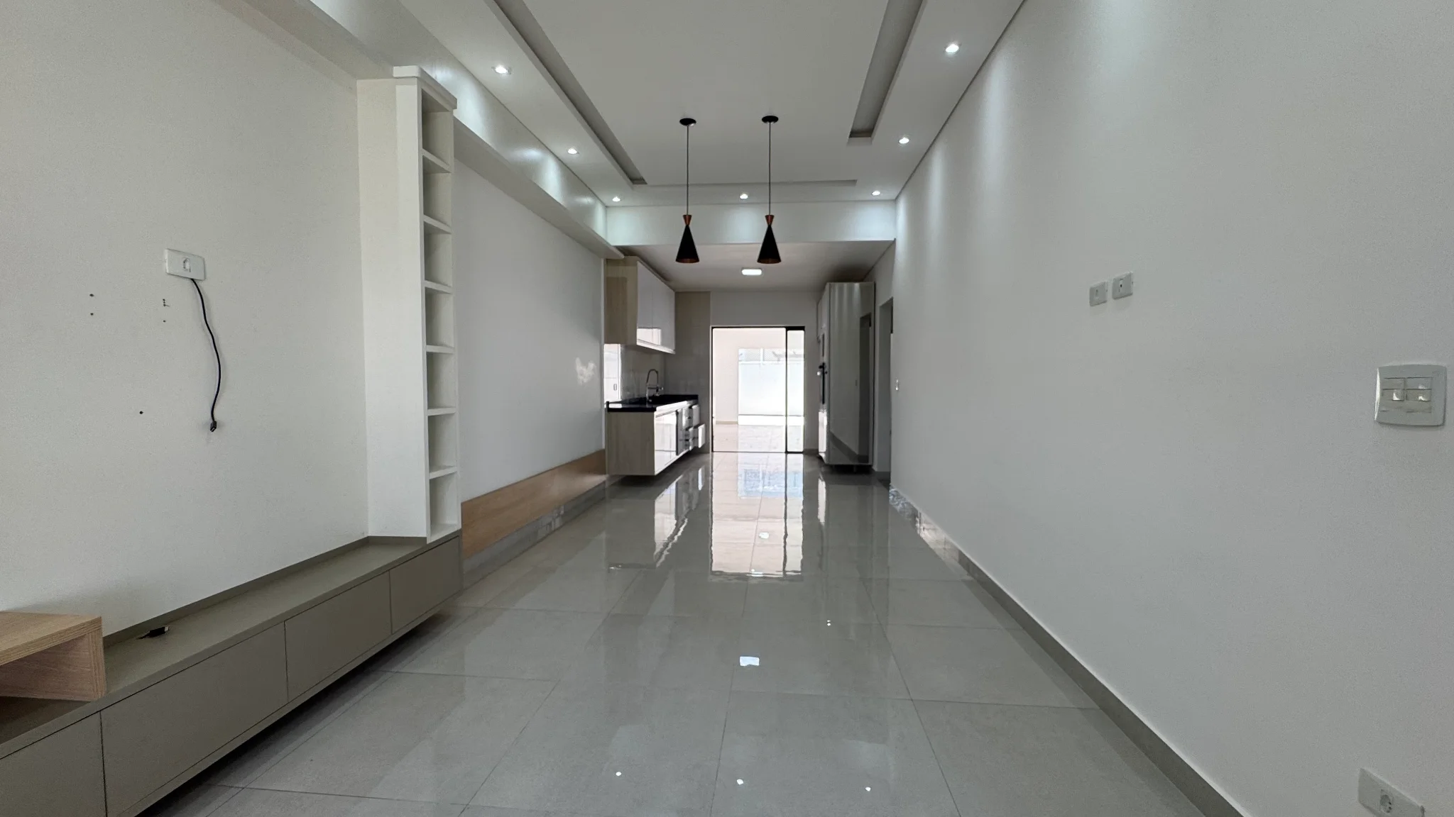 Casa à venda no Condomínio Village do Sol em Pindamonhangaba/SP. 