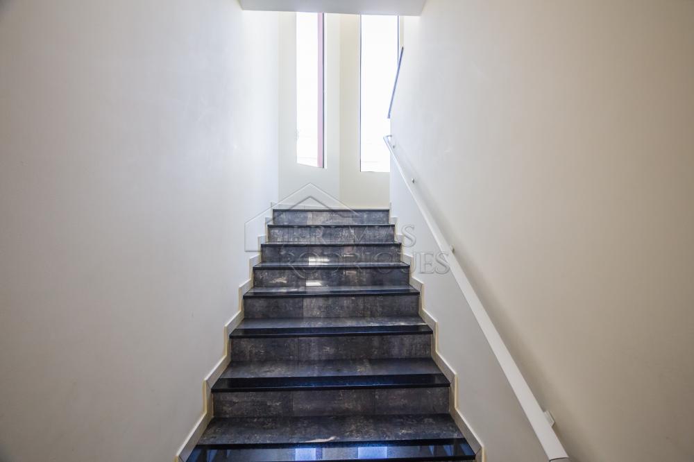 Casa para venda e locação  no Condomínio Taubaté Village em Taubaté/SP.