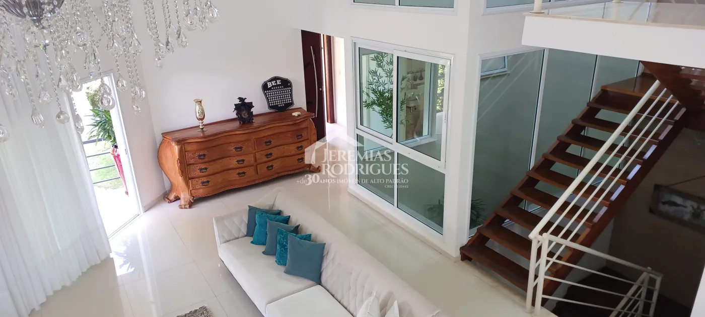 Casa disponível para venda e locação no Condomínio Colonial Village I em Pindamonhangaba/SP