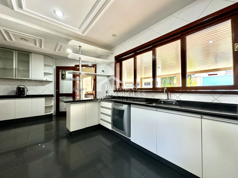 Casa com 4 quartos, 617 m² - Condomínio Taubaté Village - Taubaté/SP