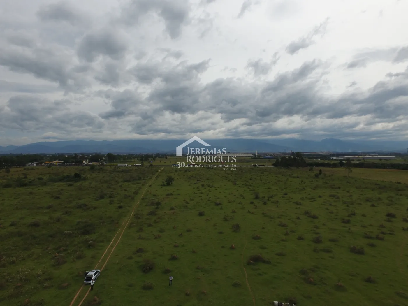 Terreno com 800.000 m² - Feital - Pindamonhangaba/SP.
