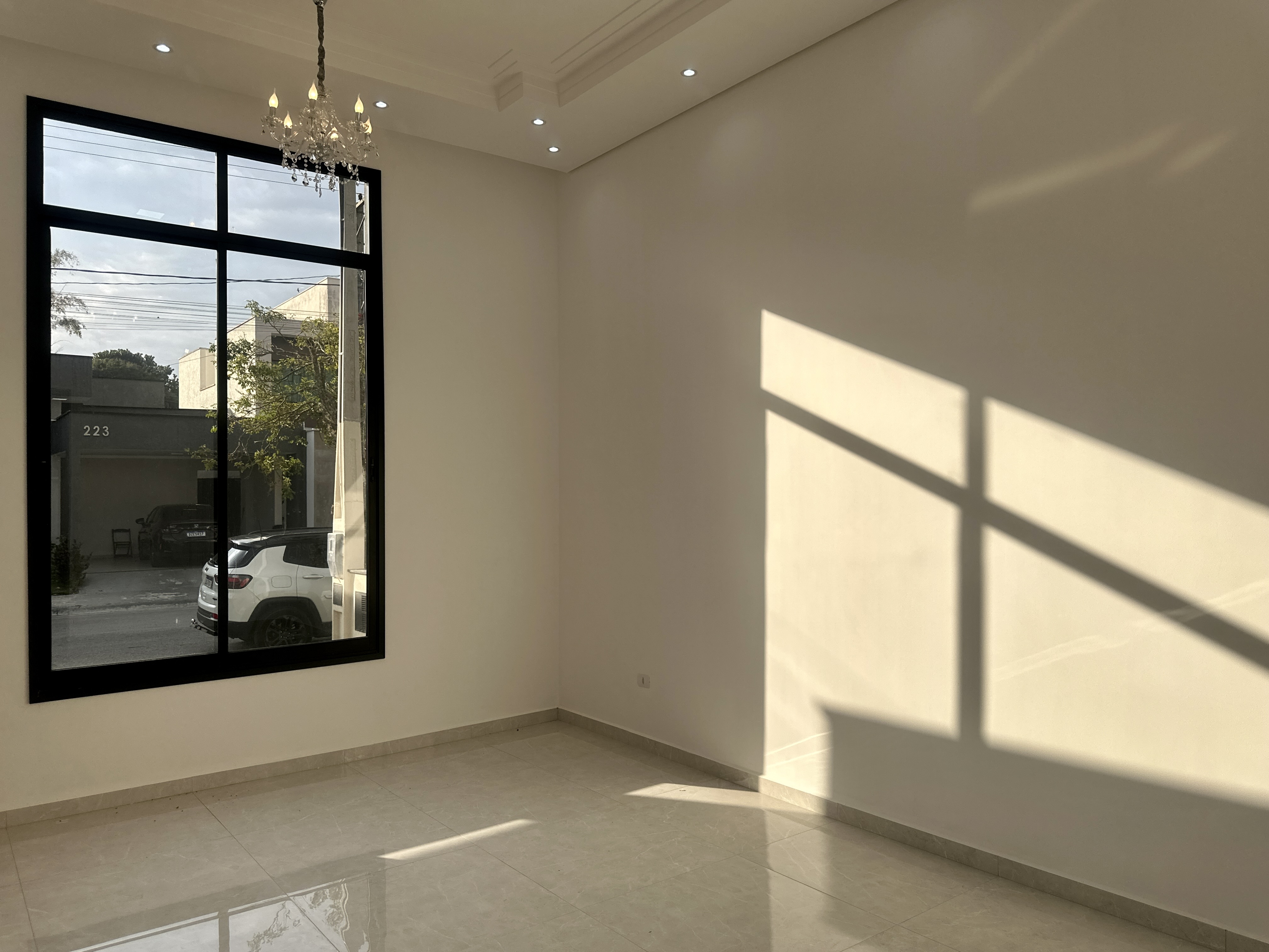 Casa à venda com 3 dormitórios no Condomínio Residencial Tecoara em Taubaté/SP