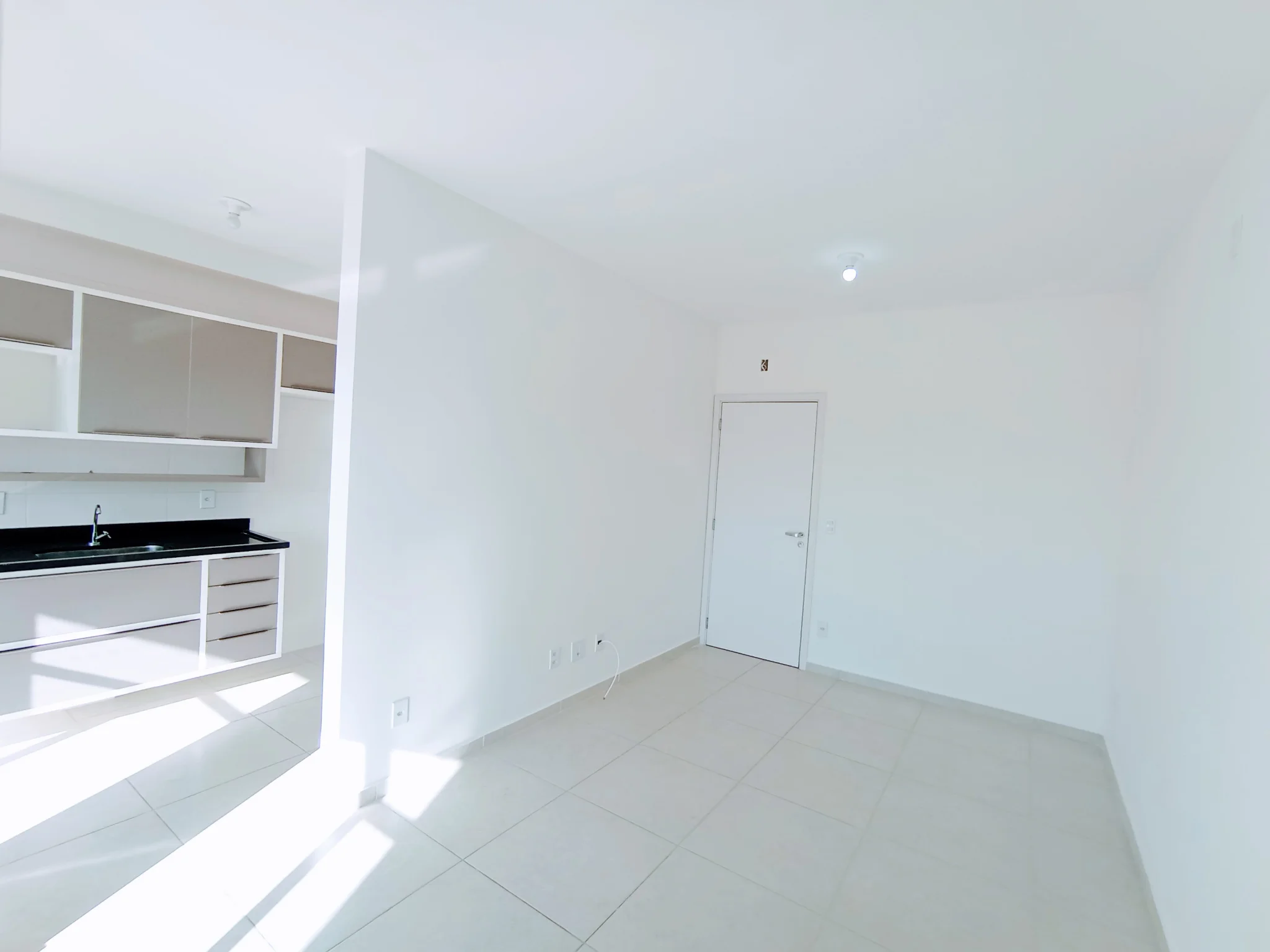 Apartamento para locação com 2 dormitórios, 72 m² no Residencial Allure em Taubaté/SP.