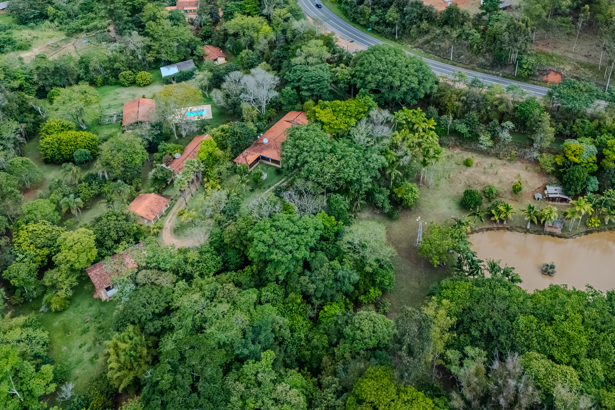 Sitio à venda com 9 dormitórios em São Luiz do Paraitinga/SP.