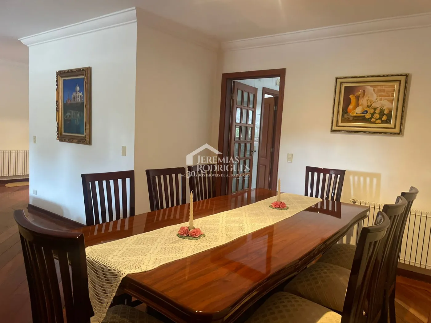 Apartamento com 3 dormitórios, 186 m² -  Condomínio Nouvelle Ville - Campos do Jordão/SP