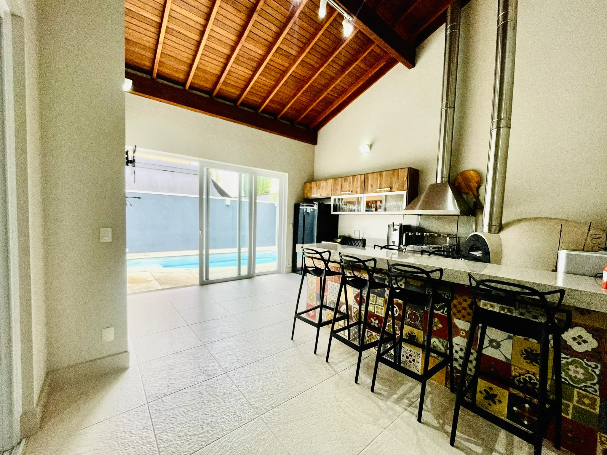 Casa à venda com 3 suítes no Condomínio Residencial San Marco em Taubaté/SP