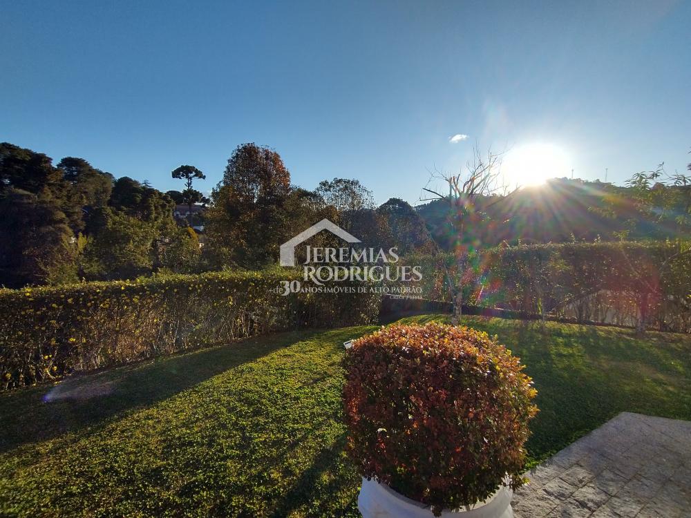 Casa com 4 suítes, 204 m² - Condomínio Jardim Véu da Noiva - Campos do Jordão/SP
