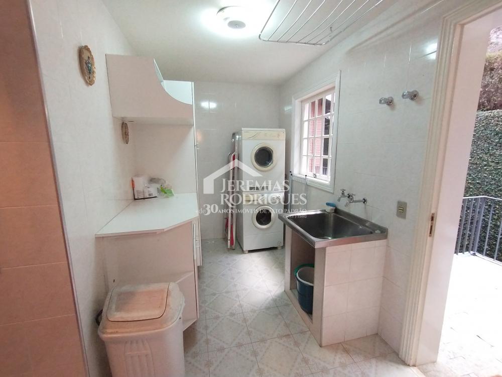 Casa com 5 dormitórios, 437 m² - Condomínio Jardim Véu da Noiva - Campos do Jordão/SP