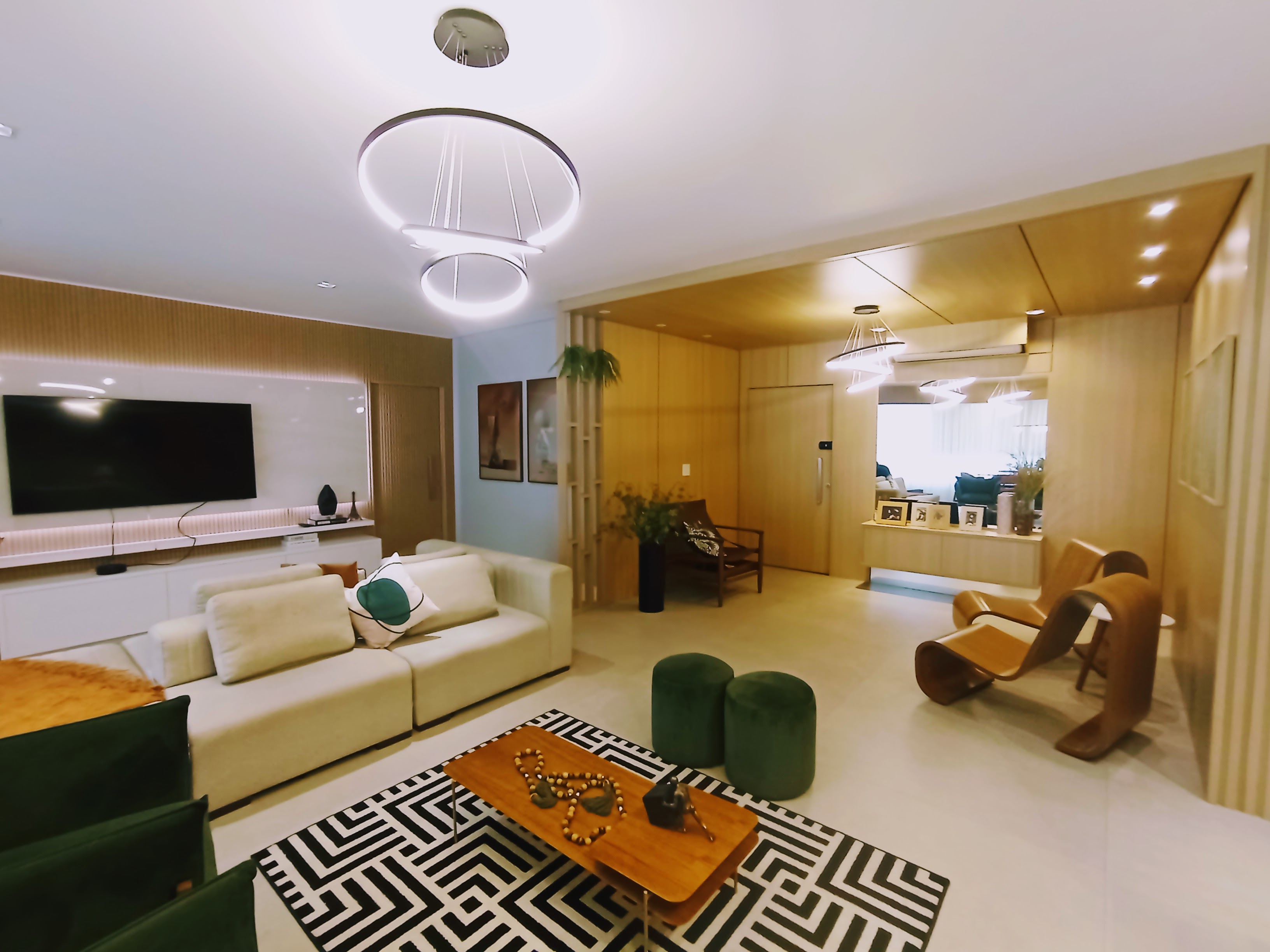 Apartamento à venda com 3 suítes, 155 m² no Condomínio Renaissance em Taubaté/SP.